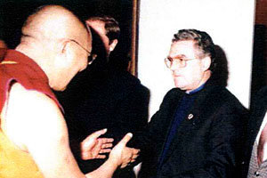 Sacerdote con Dalai