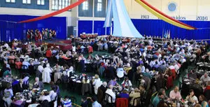 Arg.Día de Asturias panorámica salón