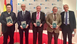 1. Mario Crecente, el diputado por Ourense Celso Delgado; el delegado de la Xunta en Madrid José Ramón Ónega ; Antonio Garaloces director del Balneario y el diputado lucense Joaquín Díez