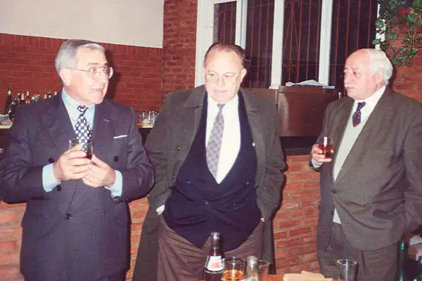 En Centro Carballiño BBAA