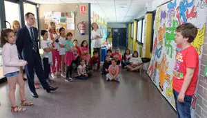 Herrero en colegio de Cabezon1