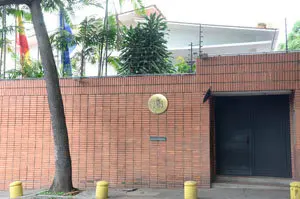 FACHADA EMBAJADA DE ESPAÑA EN CARACAS 1