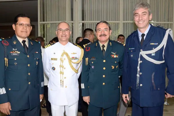 DIA FUERZAS ARMADAS 2017 6