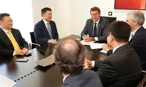 SAN CAETANO
13,30 h.- O presidente da Xunta, Alberto Núñez Feijóo, reunirase con representantes do Grupo Shanghai Kaichuang Marine International LTD. No seu despacho.
foto xon crespo
04/07/17