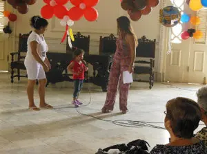 Unión Orensa Habana. Día de Galicia Addianita cantando 12 cascabeles