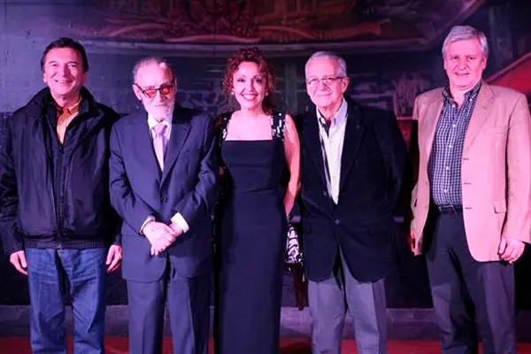 Festival musical  (izq)Pdte C  Galicia BA José María Vila Alén  Pdte Federación Francisco Lores  conductora de la gala Lorena Lores Pdte Tuy Salceda Horacio Saltarelli y 