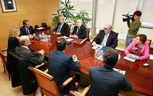 9:00 Gobierno de Cantabria El presidente de Cantabria, Miguel Ángel Revilla, preside la reunión del Consejo de Gobierno extraordinario.
Nacho Romero ©
13 nov 17
