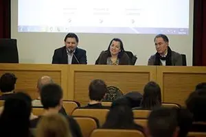 10,00 h.- O secretario xeral da Emigración, Antonio Rodríguez Miranda, inaugurará as Xornadas BEME Emprego das Bolsas Excelencia Mocidade Exterior na Universidade de Santiago de Compostela. No salón de actos da Facultade de Filosofía (praza de Mazarelos, s/n).
foto xoán crespo
09/04/18