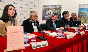 2. La artista iraní Shirin Salehi, el escritor y periodista Alfonso Armada, el coordinador de Actividades Ramón Jiménez, el trabajador humanitario Gonzalo S. Terán y el editor Moncho Conde-Corbal