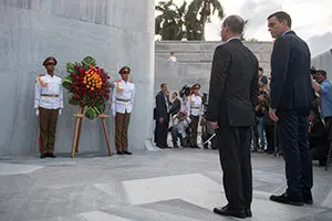 Sanchez-ofrenda floral