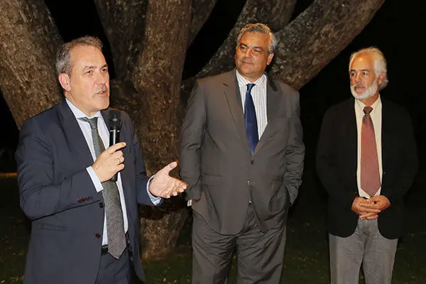 AGUSTIN TORRES COCTEL CARACAS PORT