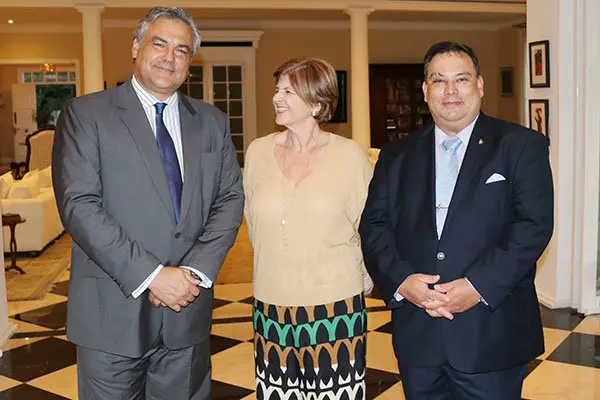 AGUSTIN TORRES COCTEL CARACAS 3