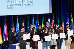 18,30 h.- O titular da Xunta de Galicia, Alberto Núñez Feijóo, acompañado pola conselleira de Educación, Universidade e Formación Profesional, Carmen Pomar, o secretario xeral de Emigración, Antonio Rodríguez Miranda, presidirá o encontro cos beneficiarios dos programas Bolsas de Excelencia Mocidade Exterior e Retorno para Formación Profesional. No salón de actos do Centro Galego de Arte Contemporánea-CGAC (rúa Valle Inclán, 2)
foto xoán crespo
29/11/2018