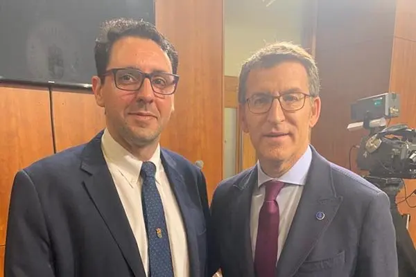 Feijoo-Roberto Carlos Freire