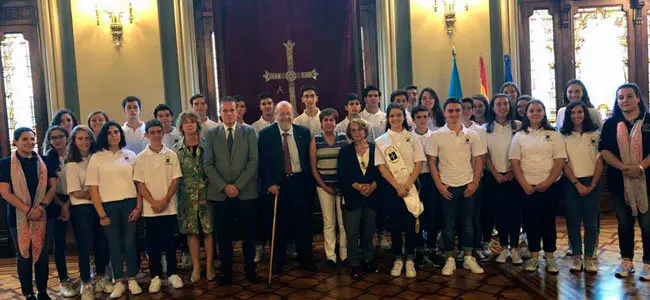 Jovenes mexicanos en Parlamento copia