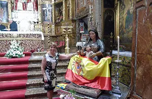 Cónsul Honoraria Puerto Julián en el acto de Magallanes 1