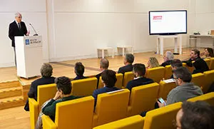 13,30 h.-   O conselleiro de Economía, Emprego e Industria, Francisco Conde, asistirá á entrega dos Premios Galicia Global. No edificio CINC (Monte Gaiás, s/n). 
foto xoán crespo
19/12/2019