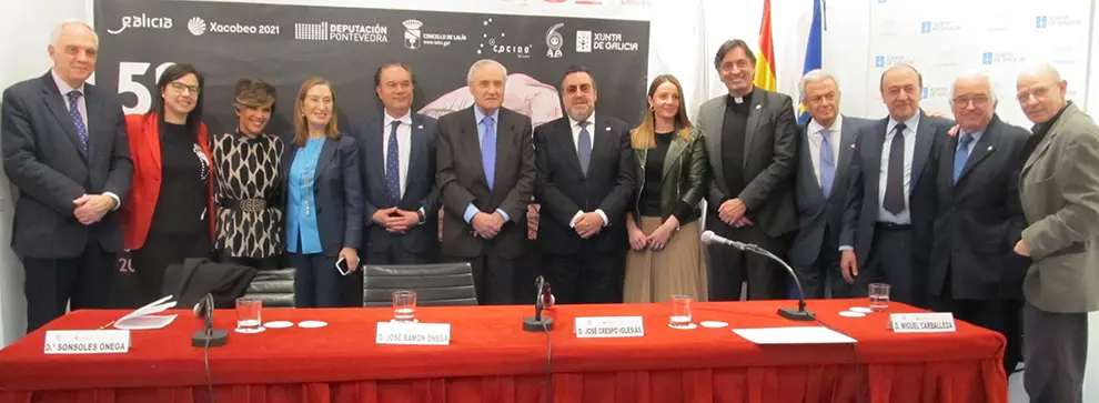 Joaquín García, Ana B. Vázquez, Sonsoles Ónega, Ana Pastor, José Crespo, J. R. Ónega, M. Á. Carballeda, Begoña Blanco, Andrés Ramos, J. M. Pérez Vázquez, Julio Lage, Ovidio Cadenas y Antón Lamazares 