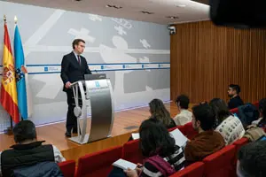 O titular do Goberno galego, Alberto Núñez Feijóo, durante a rolda de prensa posterior á reunión semanal do Consello da Xunta. San Caetano, Santiago de Compostela, 27/02/20.