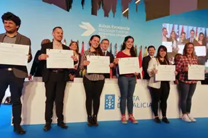 Entrega diplomas