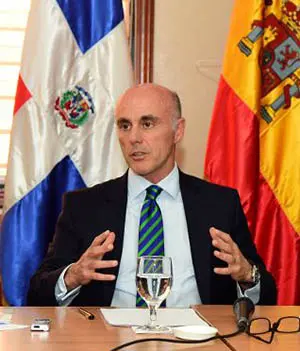 Alejandro Abellán1