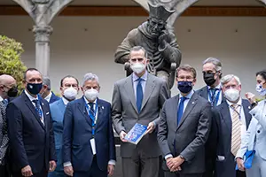 O presidente da Xunta, Alberto Núñez Feijóo, acompaña á S. M. o Rei Felipe VI, na inauguración do I Congreso Mundial Xacobeo da Academia Xacobea. , Santiago de Compostela, 03/06/21.