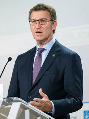 O titular do Goberno galego, Alberto Núñez Feijóo, durante a rolda de prensa posterior á reunión semanal do Consello da Xunta. San Caetano, Santiago de Compostela, 01/07/21.