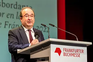 Foto: Miquel Iceta Llorens, Minister für Kultur und Sport auf der Pressekonferenz: Spanien, sprühende Kreativität