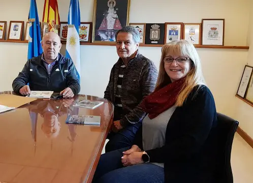 asturianos_comodoro_visita_juan_carlos_11_4_22_4