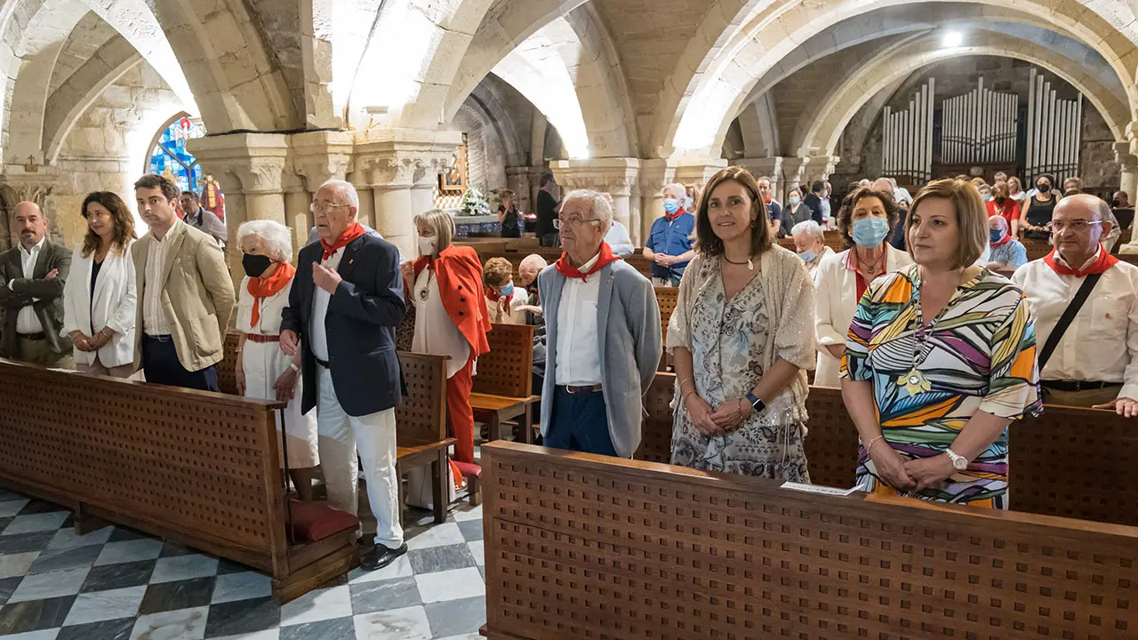 13:00 horas. Iglesia del Santísimo Cristo de Santander. La consejera de Presidencia, Acción Exterior, Justicia e Interior, Paula Fernández Viaña, participa en los actos con motivo de la festividad de San Fermín organizados por el Hogar Navarro en Cantabria. 7 de julio de 2022 © Raúl Lucio