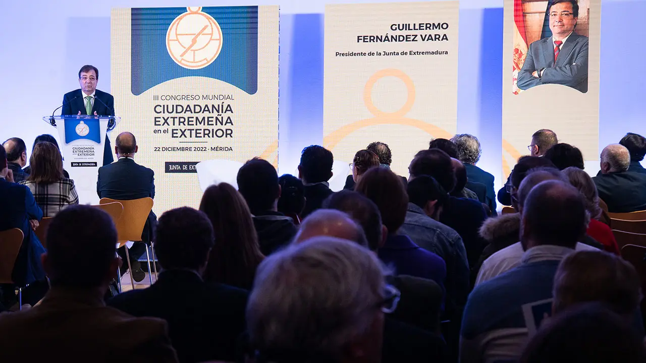 Congreso Extremeños-Fernandez Vara 1