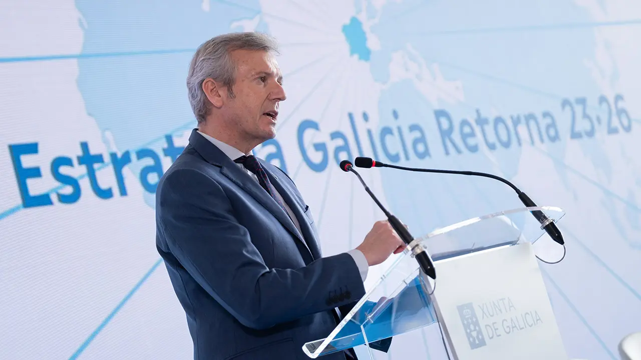 O titular do Executivo galego, Alfonso Rueda, acompañado doutros membros do Goberno autonómico, presenta a Estratexia Galicia Retorna 2023-2026. Centro de Innovación e Servizos da Tecnoloxía e o Deseño (Ferrol), 25/01/23.