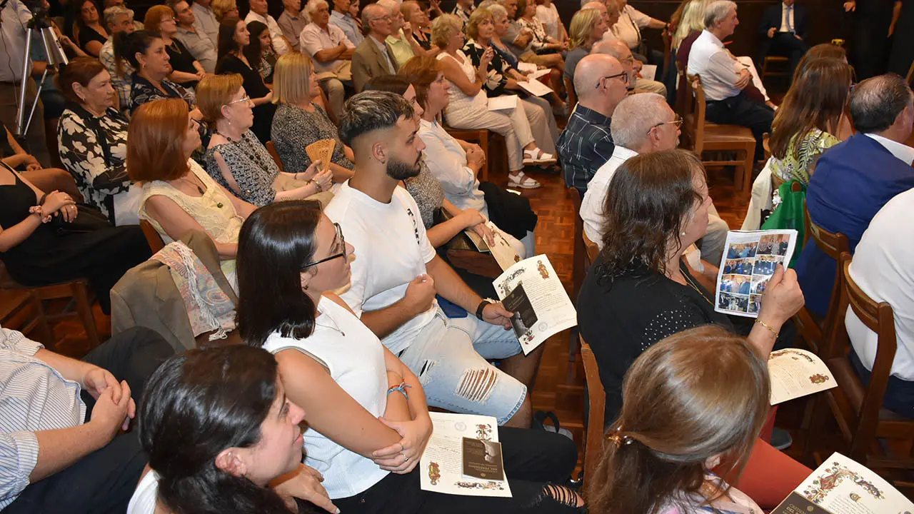 Miranda Entrega Compostelas  y diplomas Uruguay 4