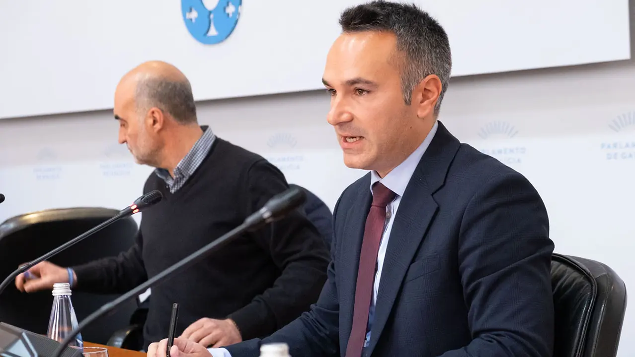 10,30 h.- O director do Igape, Fernando Guldrís, comparecerá, a petición propia, na Comisión 6ª de Industria, Enerxía, Comercio e Turismo para informar sobre a Estratexia de internacionalización ata 2025 e as medidas de apoio da Xunta de Galicia ao tecido empresarial galego.
foto xoán crespo