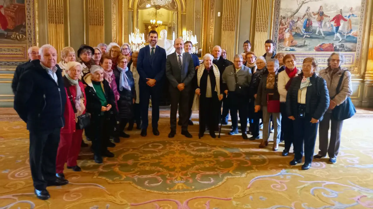 Francia-Embajador con CAPFERF