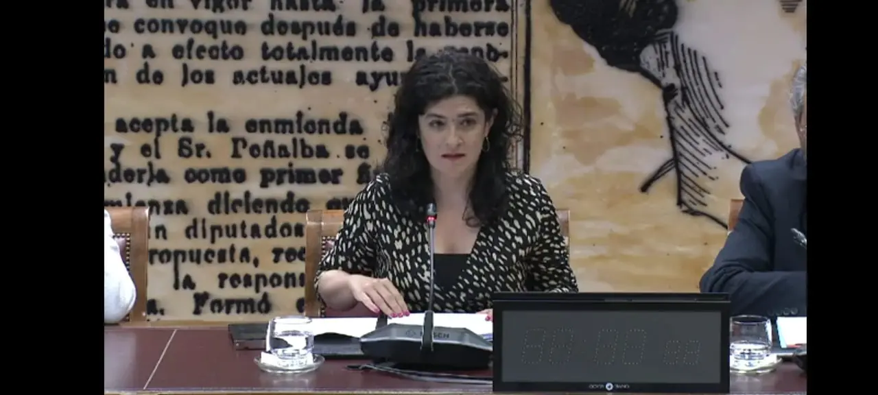 Isabel Castro en el Senado 2 