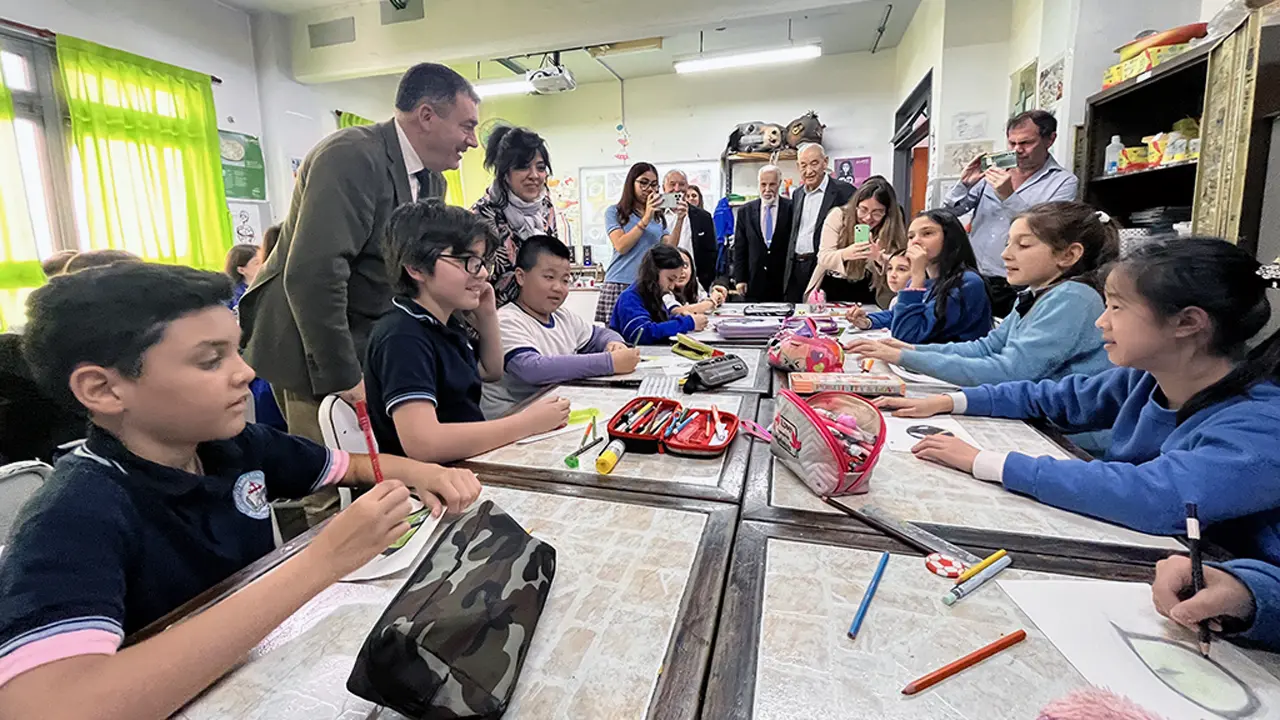 Roman Rodriguez-Santiago Apostol 7