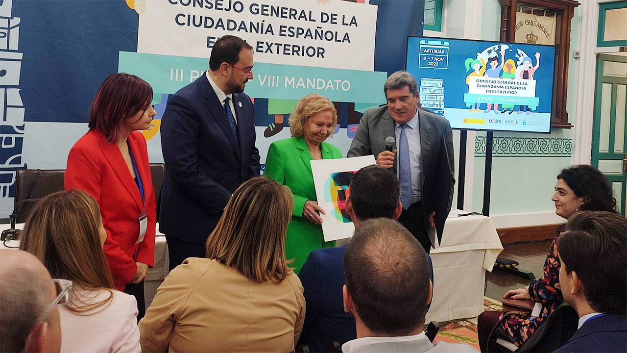 Reconocimiento a Paz Fernández Felgueroso