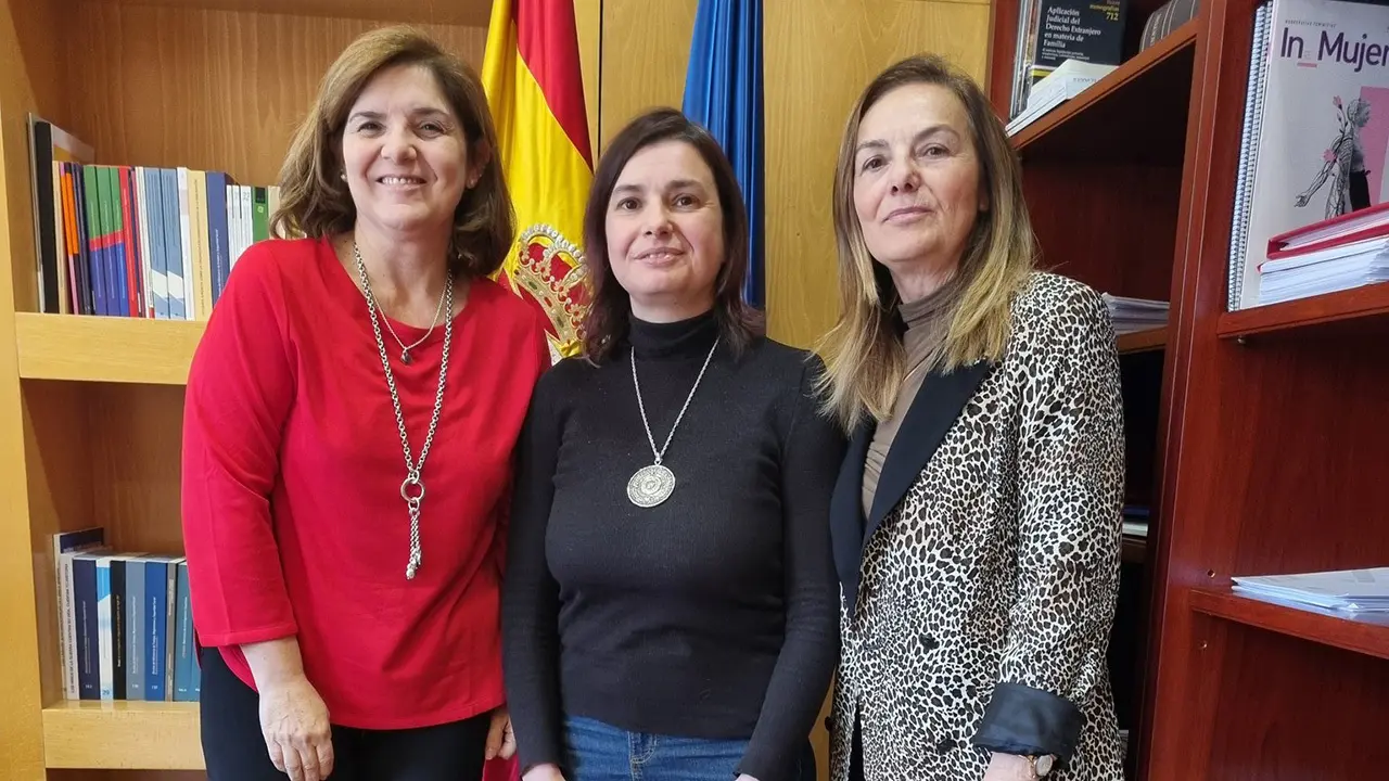 Pilar Cancela, Violeta Alonso y Elena Bernardo