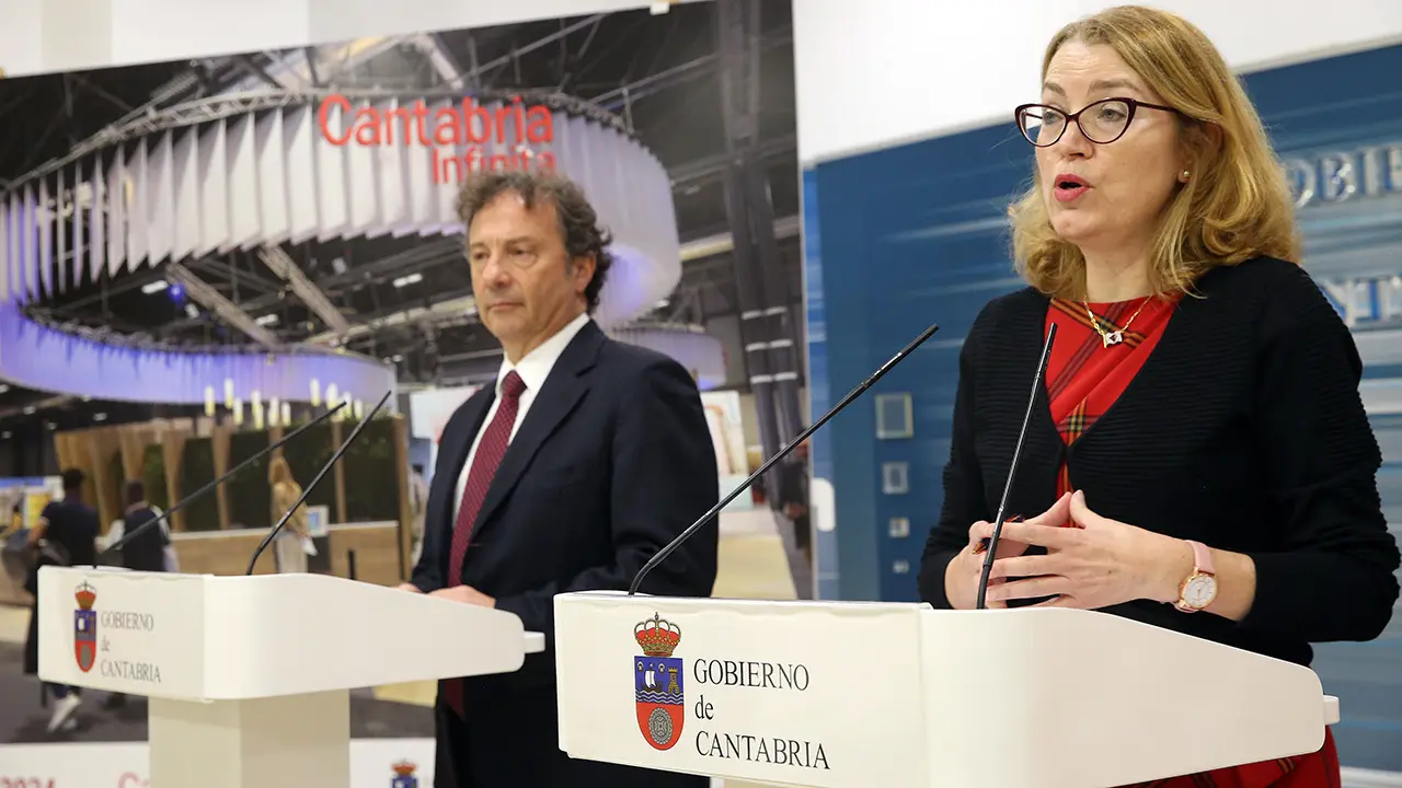 Los consejeros de Cultura, Turismo y Deporte, Eva Guillermina Fernández y de Desarrollo Rural, Ganadería, Pesca y Alimentación, Pablo Palencia, presentan la programación del stand de Cantabria en Fitur 2024. 
16 ene 24