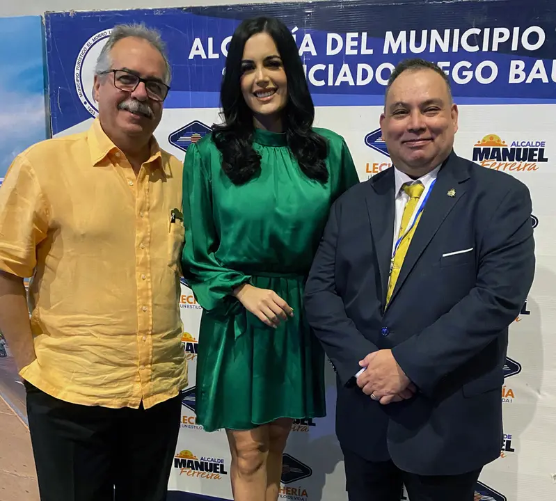RICHARD BARREIRO RECIBE ORDEN DIEGO BAUSTISTA URBANEJA 8