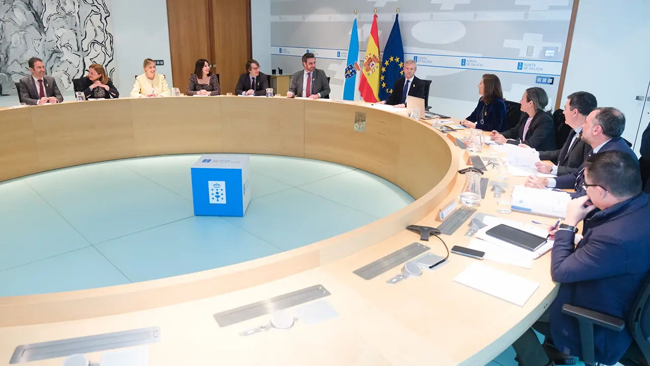 O titular do Executivo galego, Alfonso Rueda, preside a reunión do Consello da Xunta. Sala do Consello, 15/2/24.