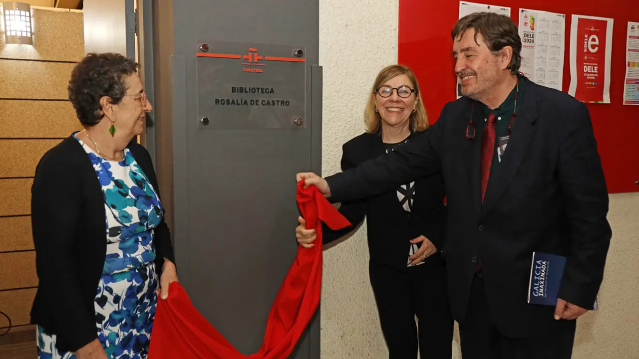 CCG en Curitiba-inauguracion biblioteca rosalia de castro 3