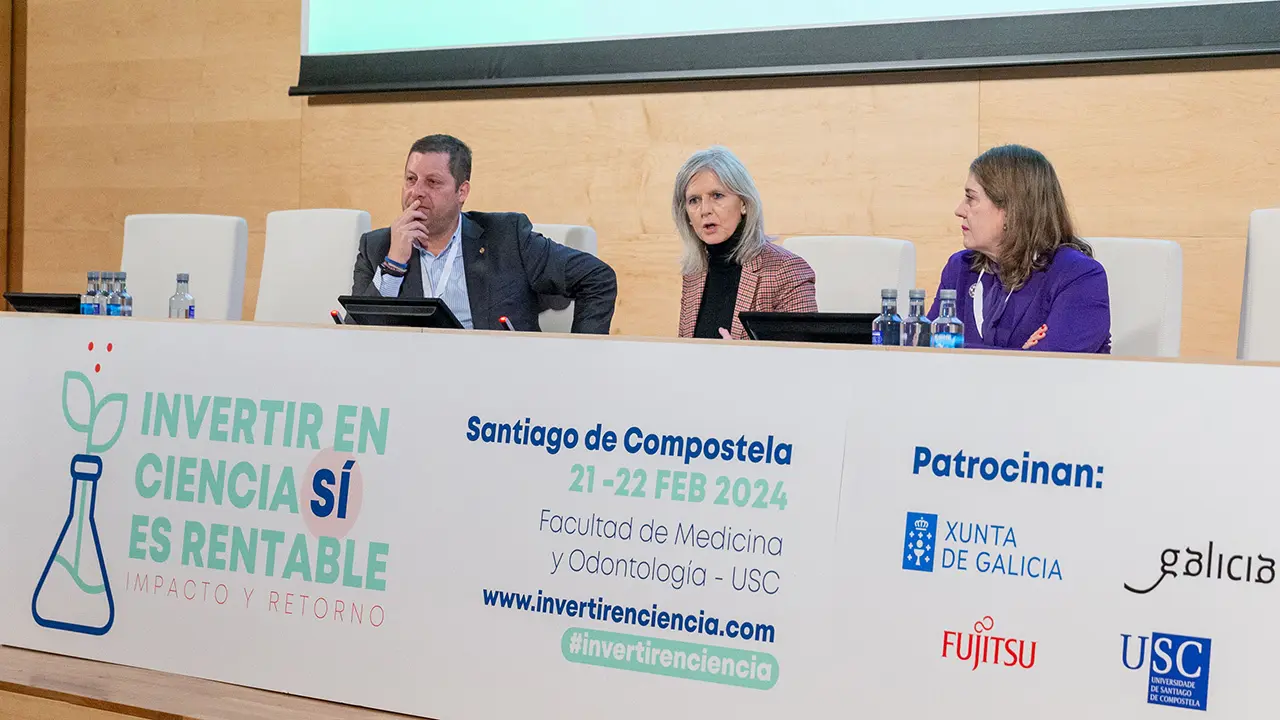 A directora do Igape, Covadonga Toca, inaugurará a xornada Investir en ciencia si é rendible: impacto e retorno. Posteriormente, ás 10,00 h., intervirá, xunto coa directora da Axencia Galega de Innovación, Patricia Argerey, na mesa redonda Investimento que fai país.
foto xoán crespo