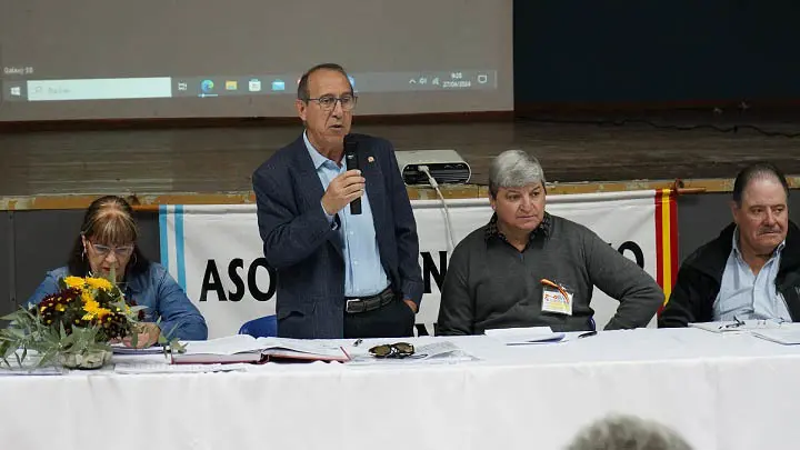 santa_rosa_102_congreso-saludo pte. Federacion
