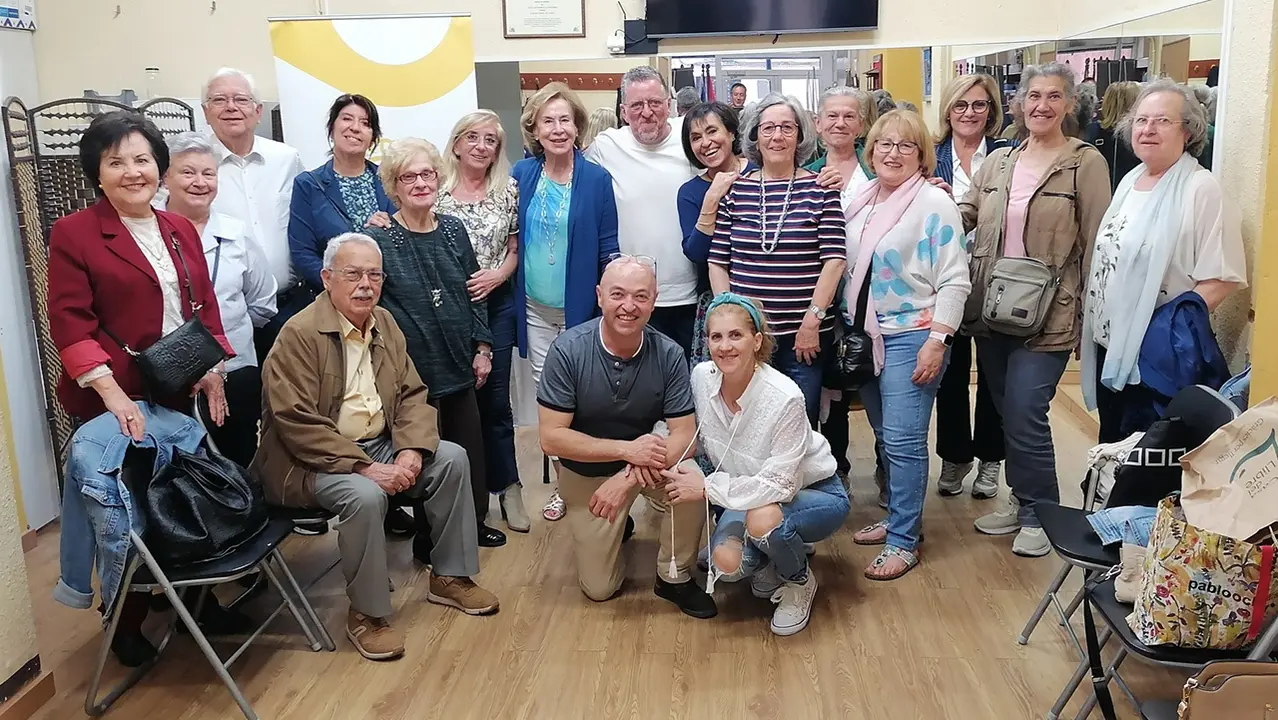 Día de Canarias en Aragón. Charla Vestimenta 2