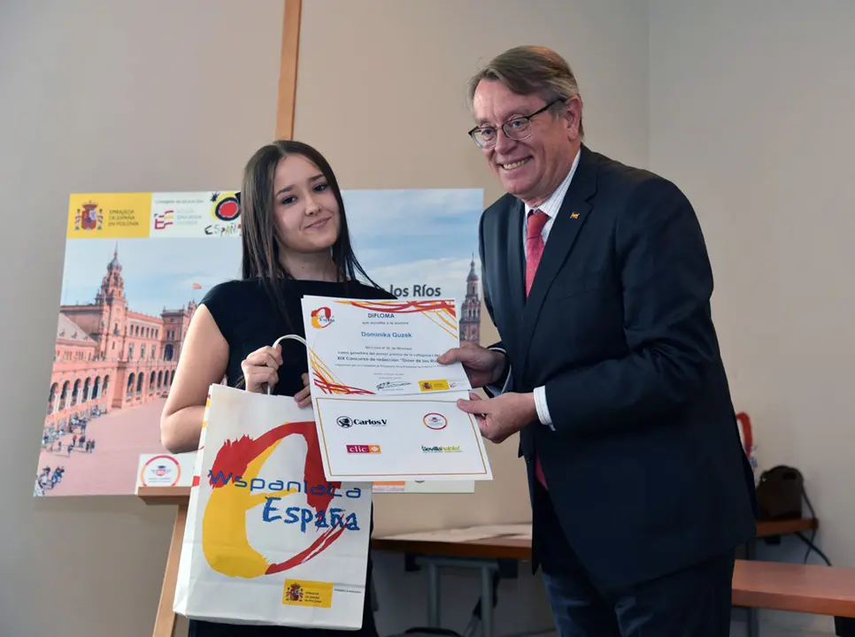 Polonia-Concurso Giner de los Rios 3