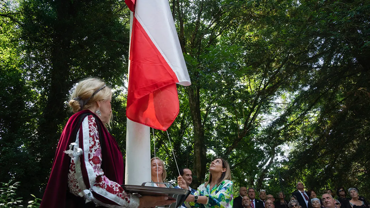Celebración del Día de las Instituciones que se celebra en la localidad cantabra de Puente San Miguel.