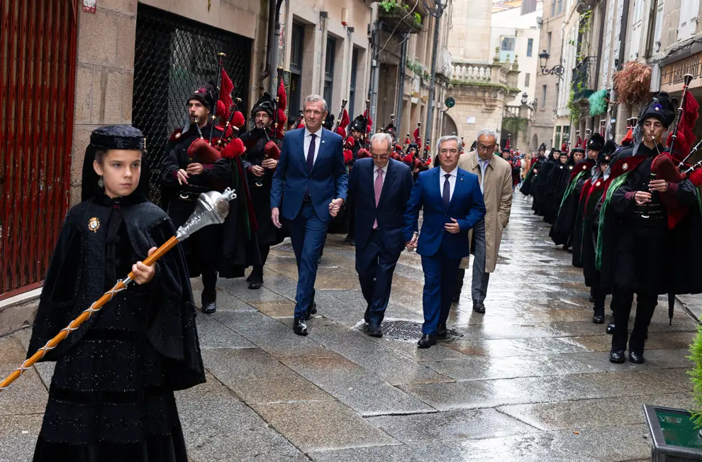 OURENSE   12,00 h.-            O presidente da Xunta, Alfonso Rueda, acompañado do conselleiro de Emprego, Comercio e Emigración, José González, asistirá ao acto de entrega do premio Ourensanía 2024 a Olegario Vázquez Raña. No Teatro Principal (rúa da Paz, 9)