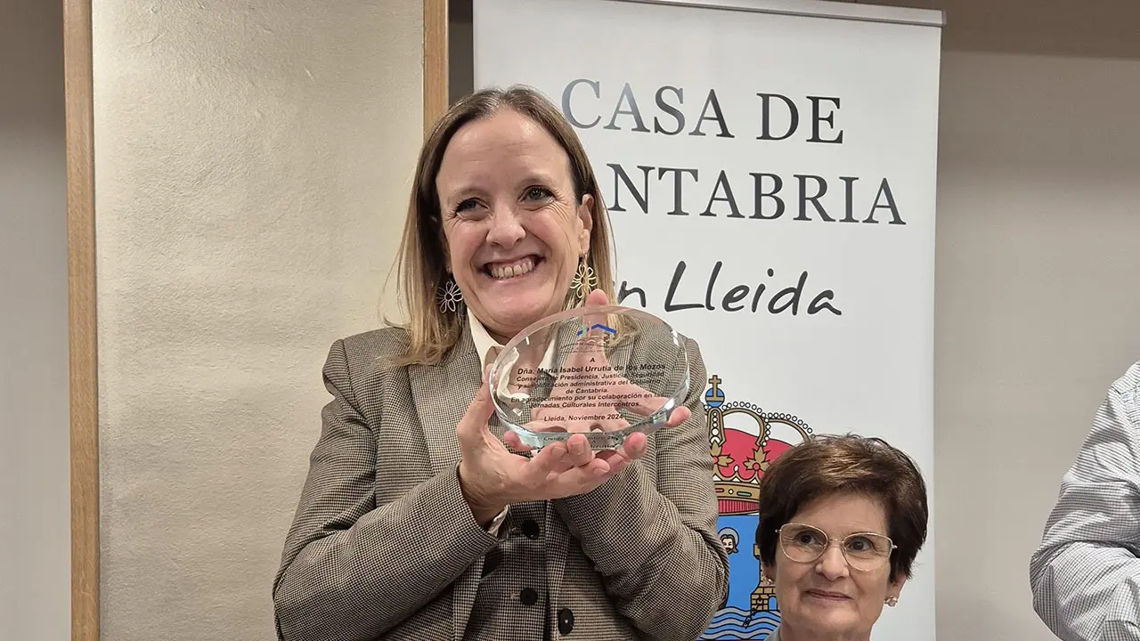 12:30 horas. Cardenal Remolins 4, Lleida. La consejera de Presidencia, Justicia, Seguridad y Simplificación Administrativa, Isabel Urrutia, asiste a los actos conmemorativos del XXX aniversario de la Casa de Cantabria en Lleida.